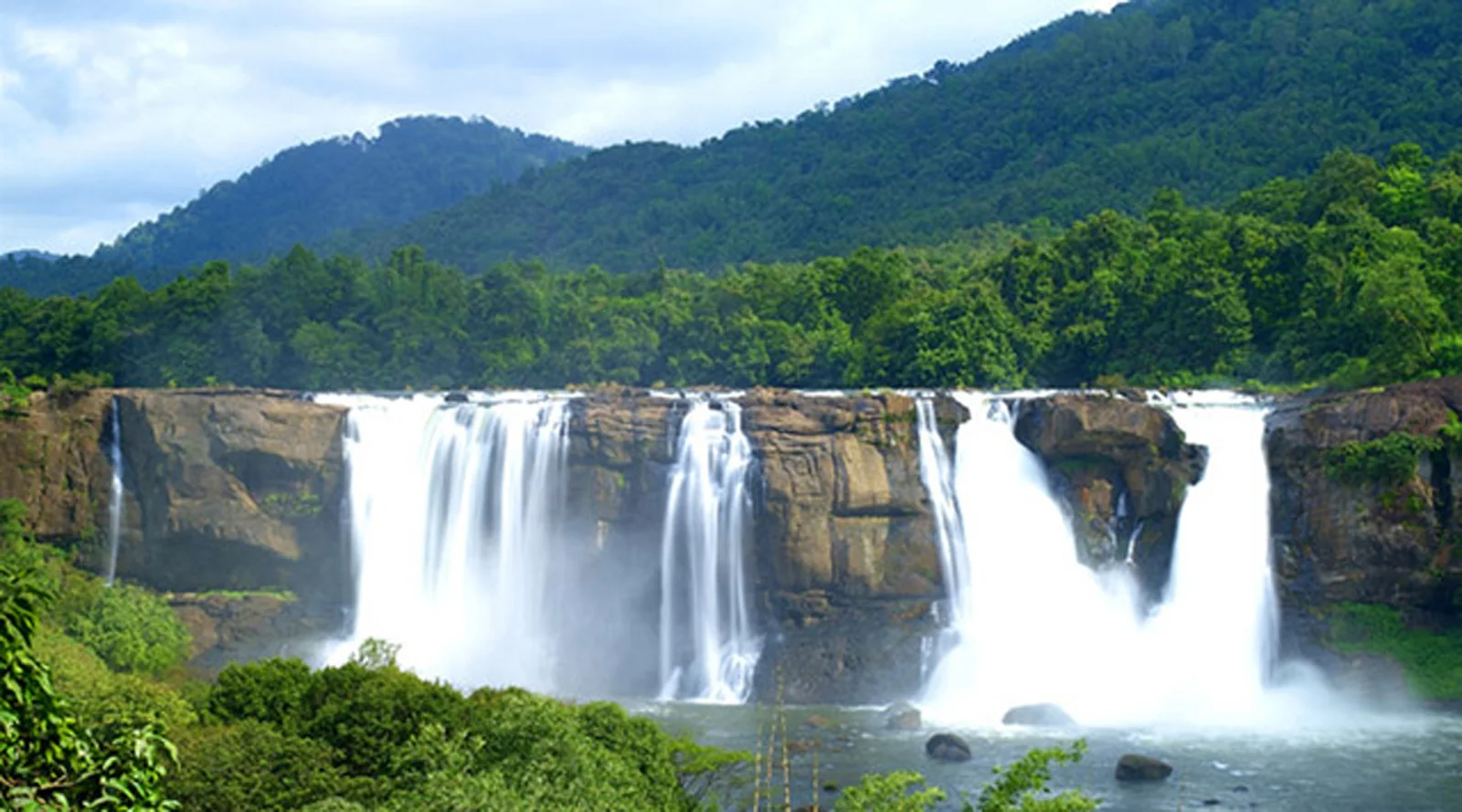 Explore Thrissur Tour Package 2N/3D