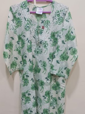 MUL COTTON CHIKANKARI KURTI