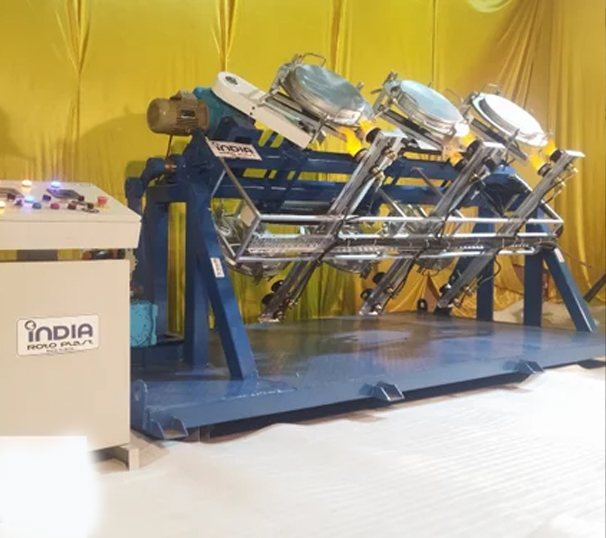 ROTOMOLDING FLOWERPOT/PLANTER MAKING MACHINE