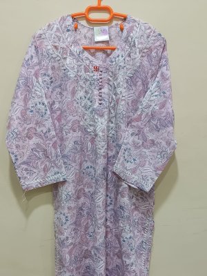 SAREE MUL COTTON CHIKANKARI KURTI