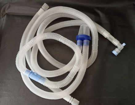 Ventilator Circuit with SingleWater Trap