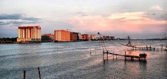 The Executive Fleet Solution: Madurai to Cochin Airport (COK) in a 2×2 53-Seater Bus