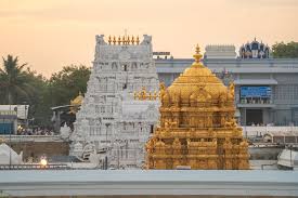 Executive Group Pilgrimage: Madurai to Cholanaattu Thirupathi Tour (2N/3D) by Luxury 10+1 CARAVAN