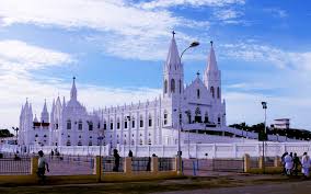 Luxury 1 Night / 2 Days Itinerary: Madurai – Velankanni Luxury AC Sedan