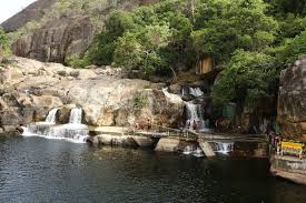 Madurai to Kutralam & Papanasam Luxury Tour (2N/3D) 40-Seater Luxury AC Bus