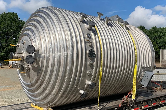 Pressure Feed Container