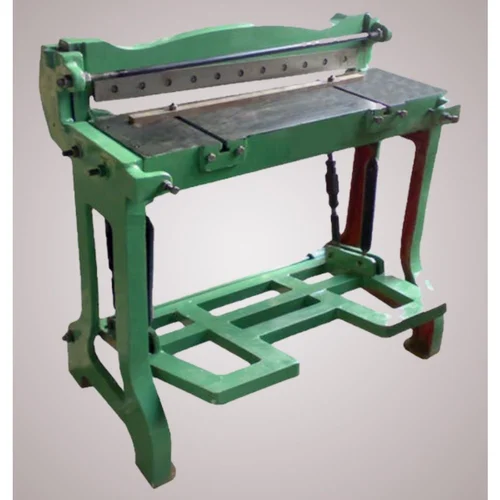 Sheet Metal Cutting Machine