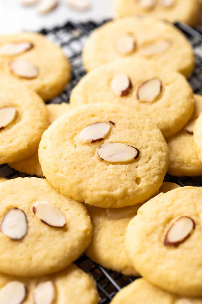 Almond Cookies