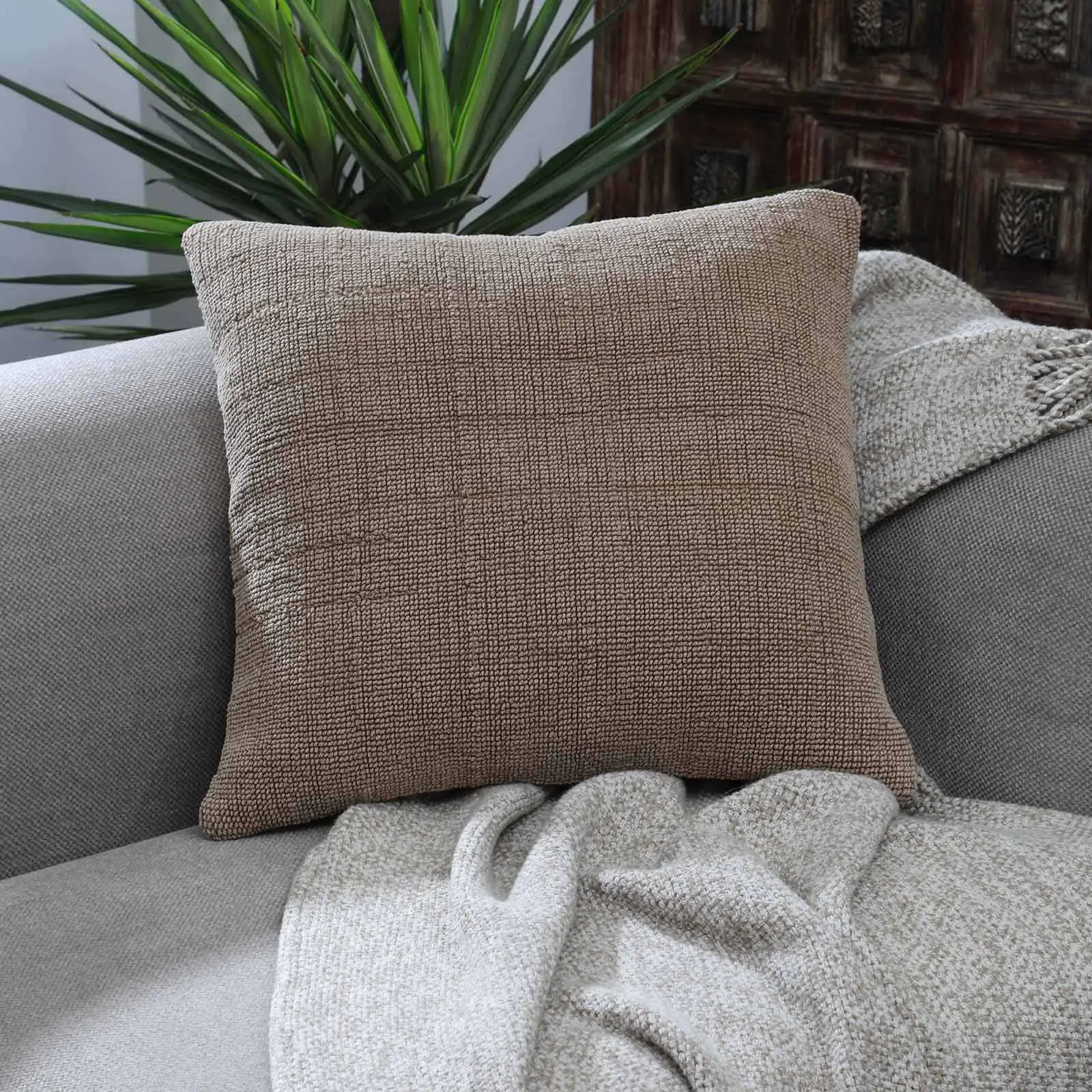 Handloom Cushion Cover