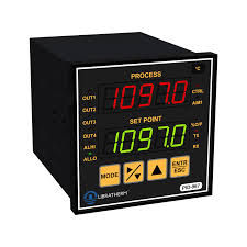 Programmable Temperature Controller