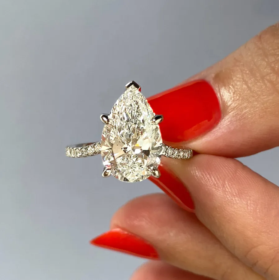 Pear Shaped Diamonds