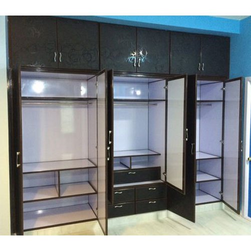 Aluminum Wardrobe