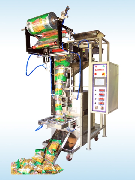 Snacks Packaging Machine