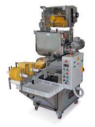 Pasta Extruder Machine