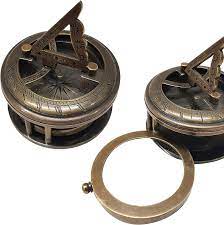 Magnifying Compass