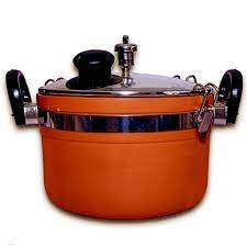 Clay Cooker