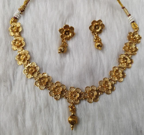 Flower Design Necklace