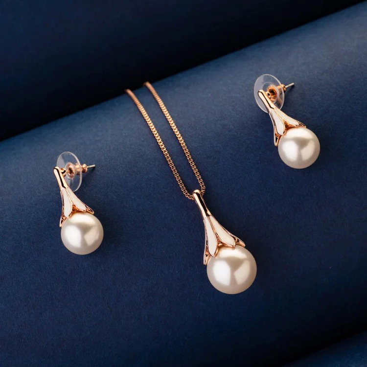 Pearl Pendant Set