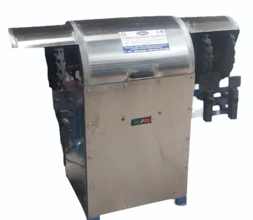 Coconut Deshelling Machine