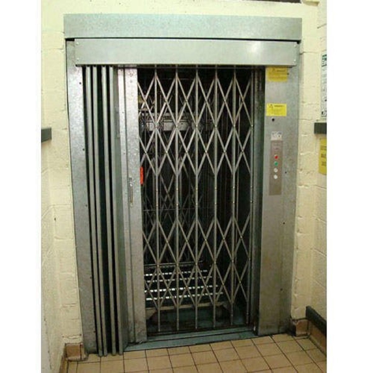 Traction Goods Lifts