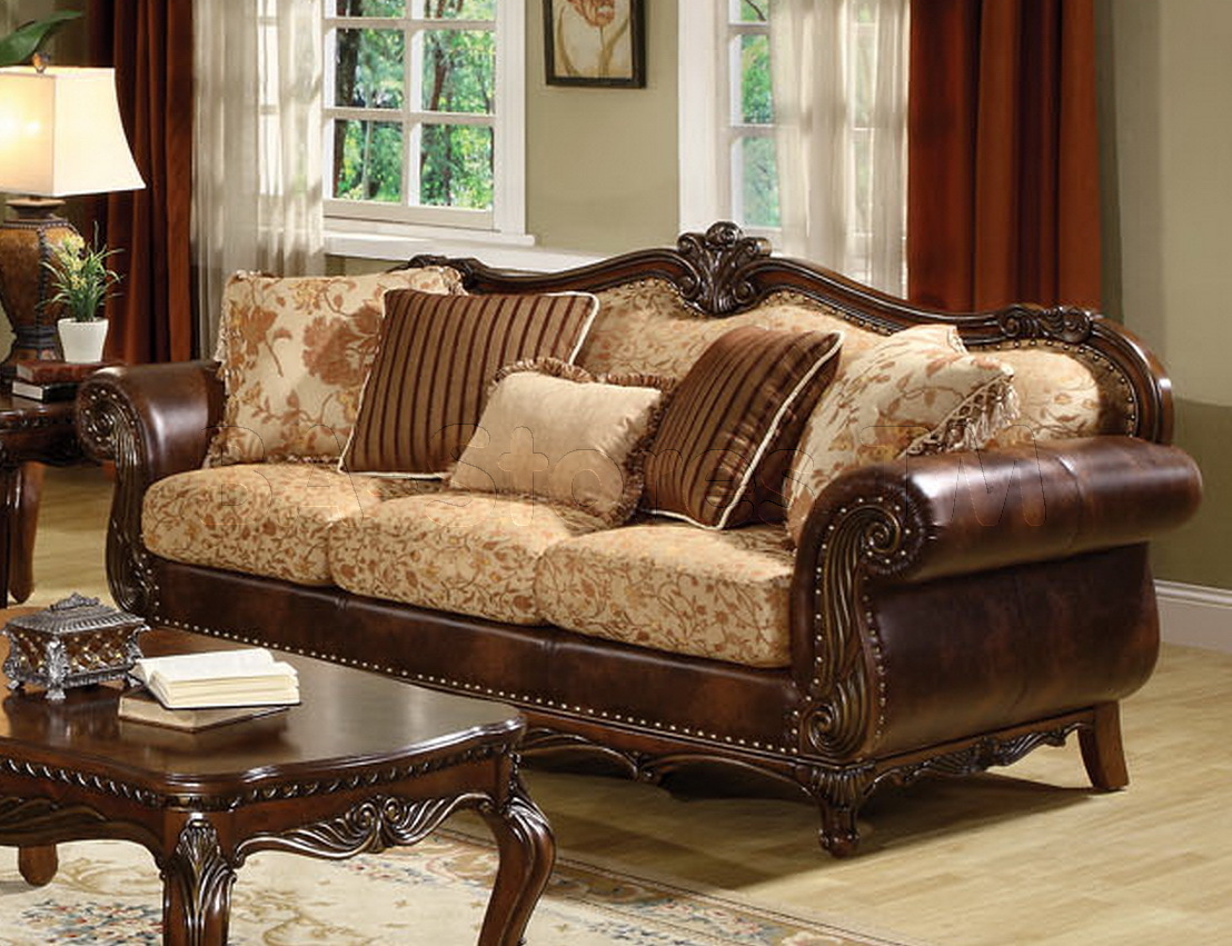 Traditional Sofa